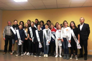 Remise des écharpes aux élus du Conseil intercommunal des jeunes de Vexin Centre