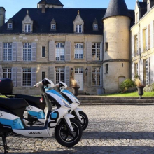 Mise à disposition de scooters électriques du Parc naturel régional du Vexin français.