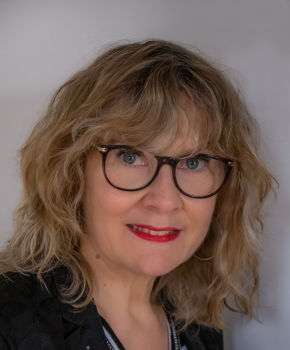 Mme le maire : C CARPENTIER